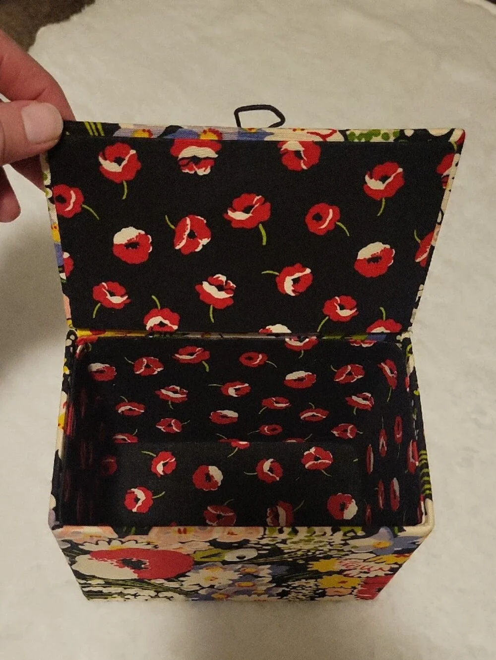 2010 Vera Bradley Poppy Fields  Floral Fabric Storage Box